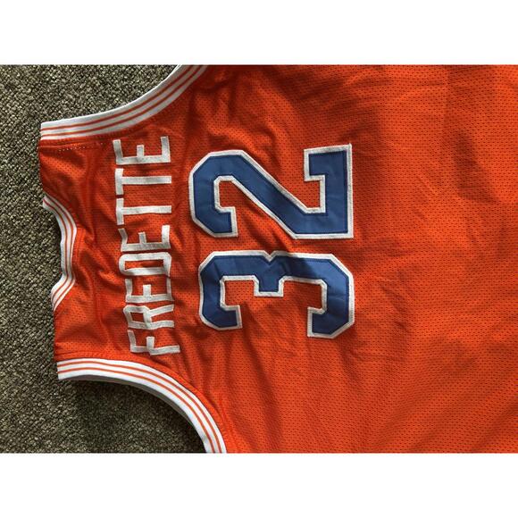 Vintage Sharks Basketball Jersey #32 - Picture 4 of 4